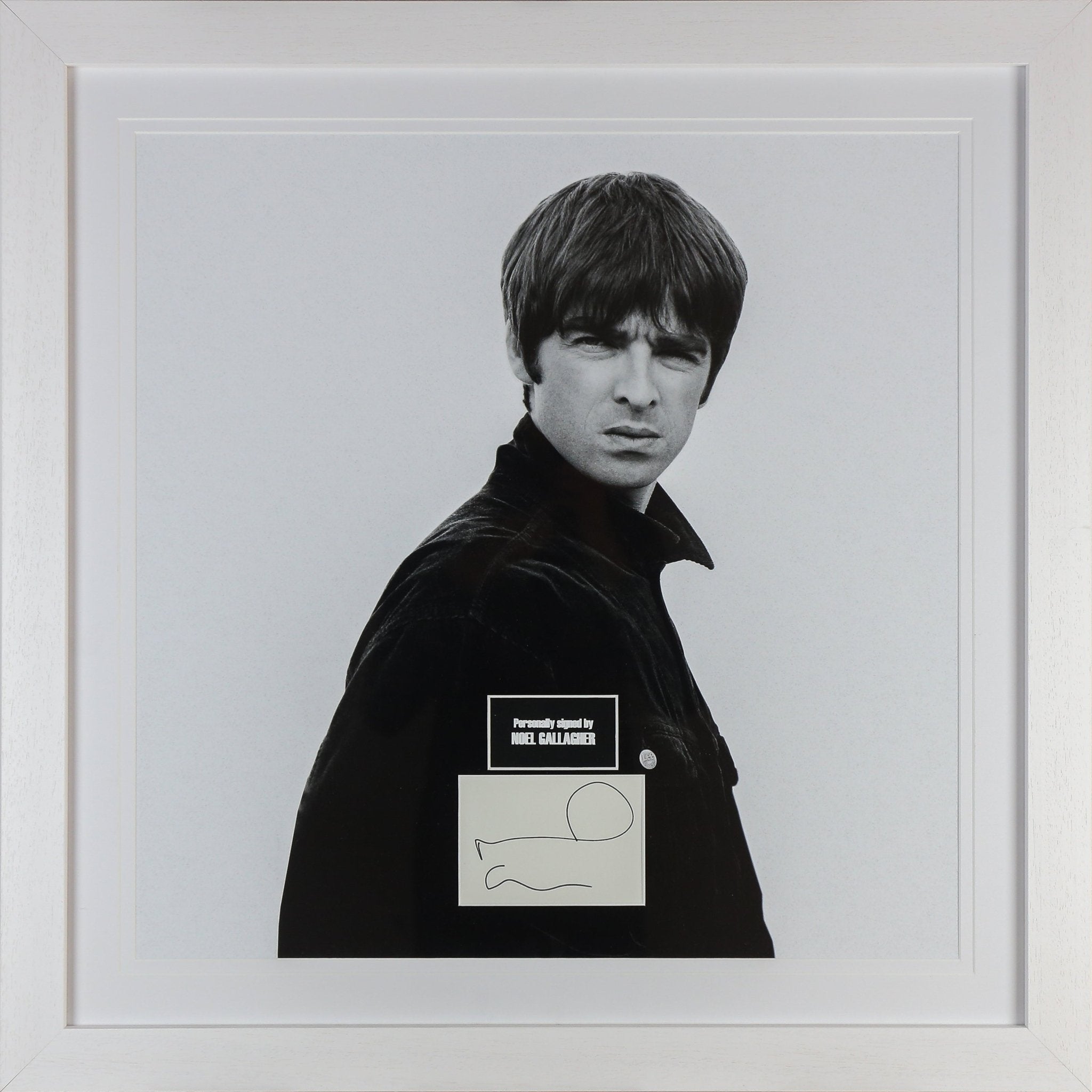 Noel Gallagher Signed Oasis White Card Framed Display - Memorabilia Framers Shop